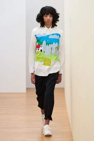 Look 10